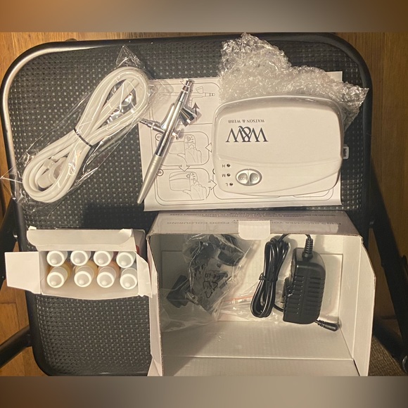 *Watson and Webb professional airbrush cake decorating kit* - Picture 3 of 6